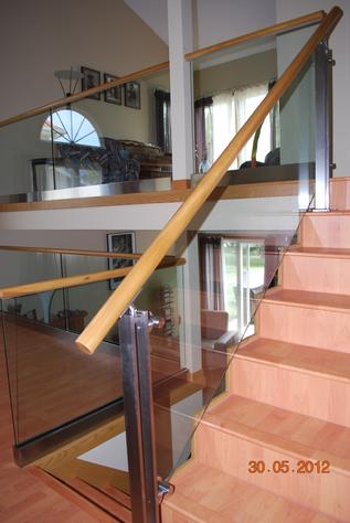 Glass hand rail for home